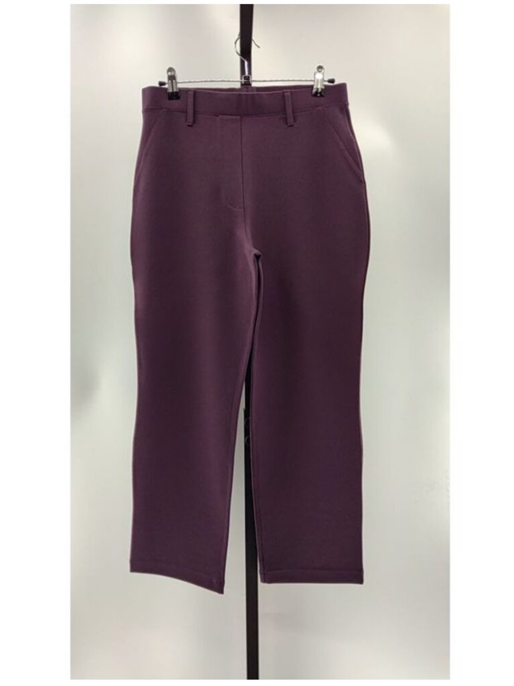Quince Women Ultra-Stretch
Ponte Straight Leg Pants Dark Orchid M inseam 28”
